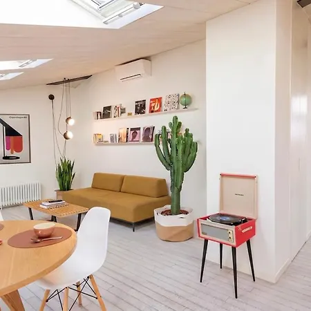Apartment Splendido Attico Tra I Colli, Centro Storico E Ospedale Rizzoli Bologna