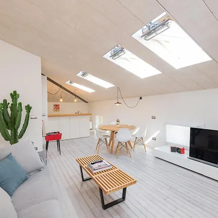 Splendido Attico Tra I Colli, Centro Storico E Ospedale Rizzoli Bologna