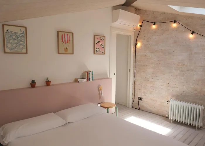 Splendido Attico Tra I Colli, Centro Storico E Ospedale Rizzoli * Bologna